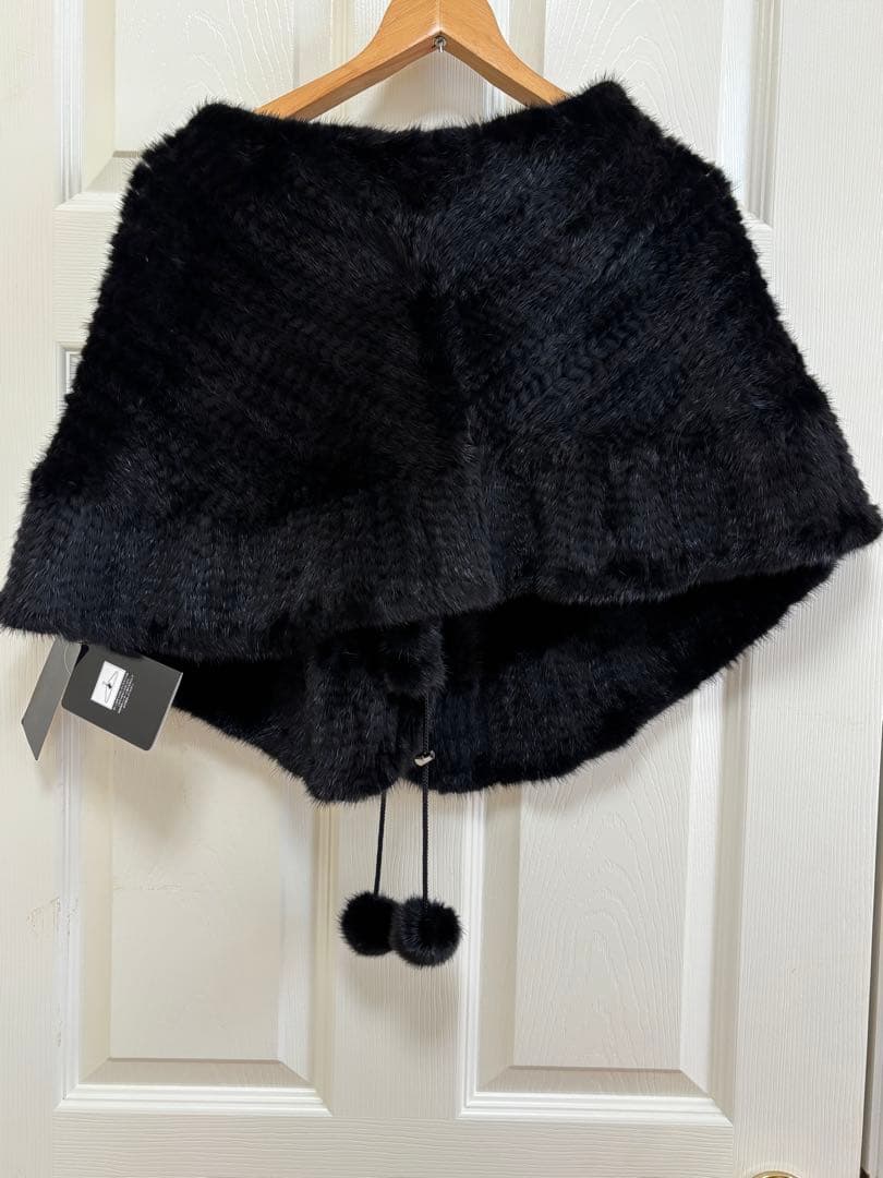 美品 ミンク毛皮　ファーケープ　ブラック　ポンチョ　羽織り　リアルファー