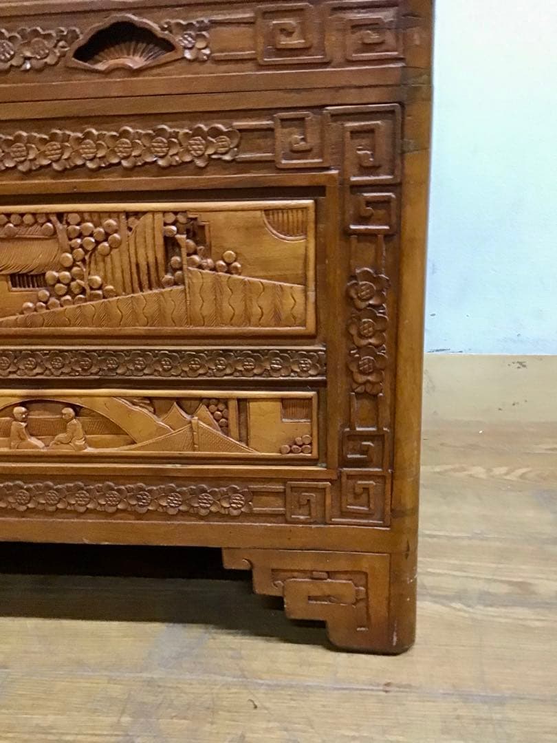 Totoro☆管370☆中国☆アンティーク☆手彫り☆カンファーチェスト