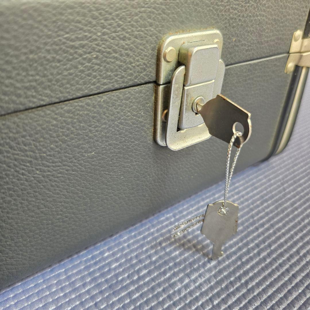 SUZUKI 三味線 【あやめ】スズキ　鍵付きハードケース　初心者セット