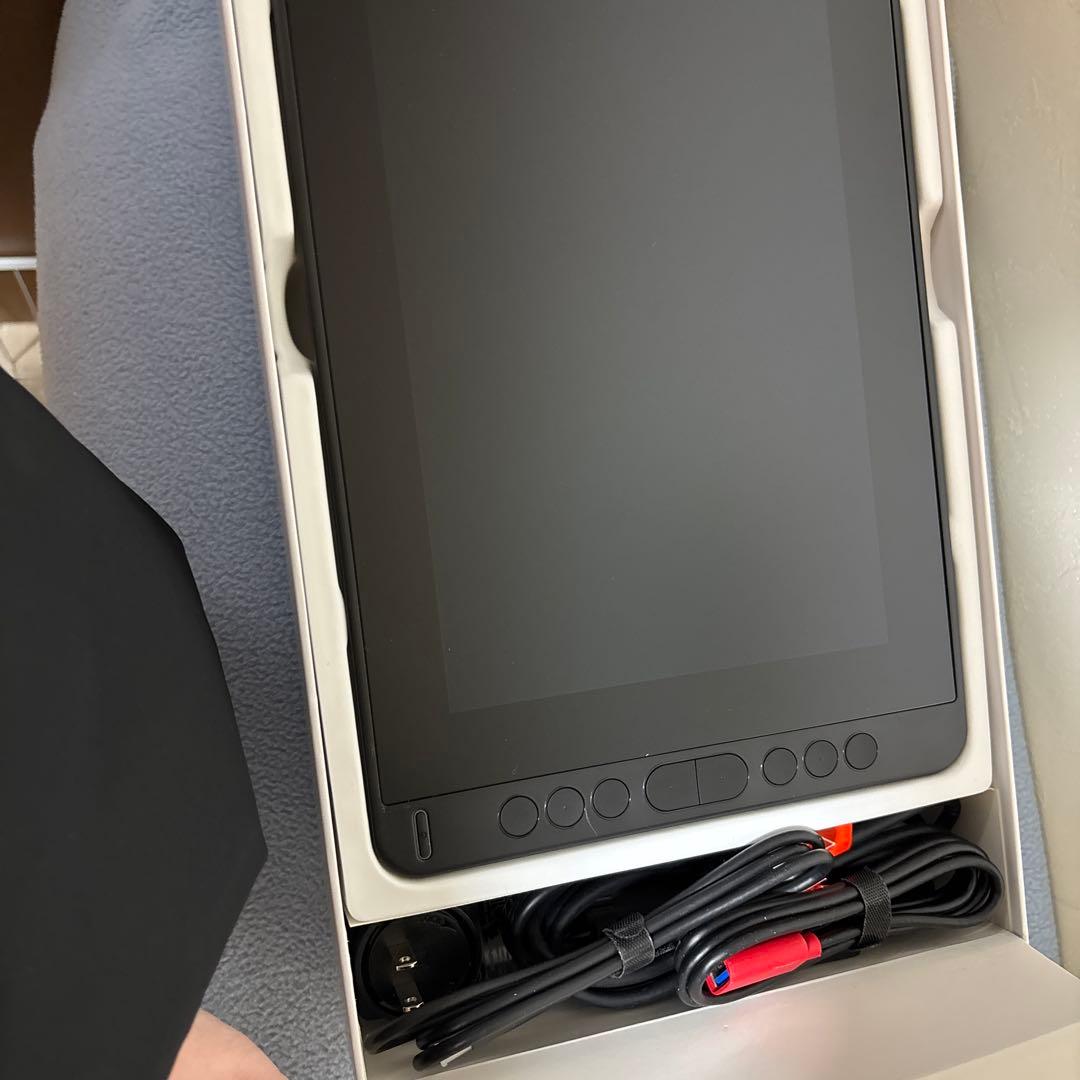 【美品】液晶ペンタブレットKAMVAS 12 日本限定