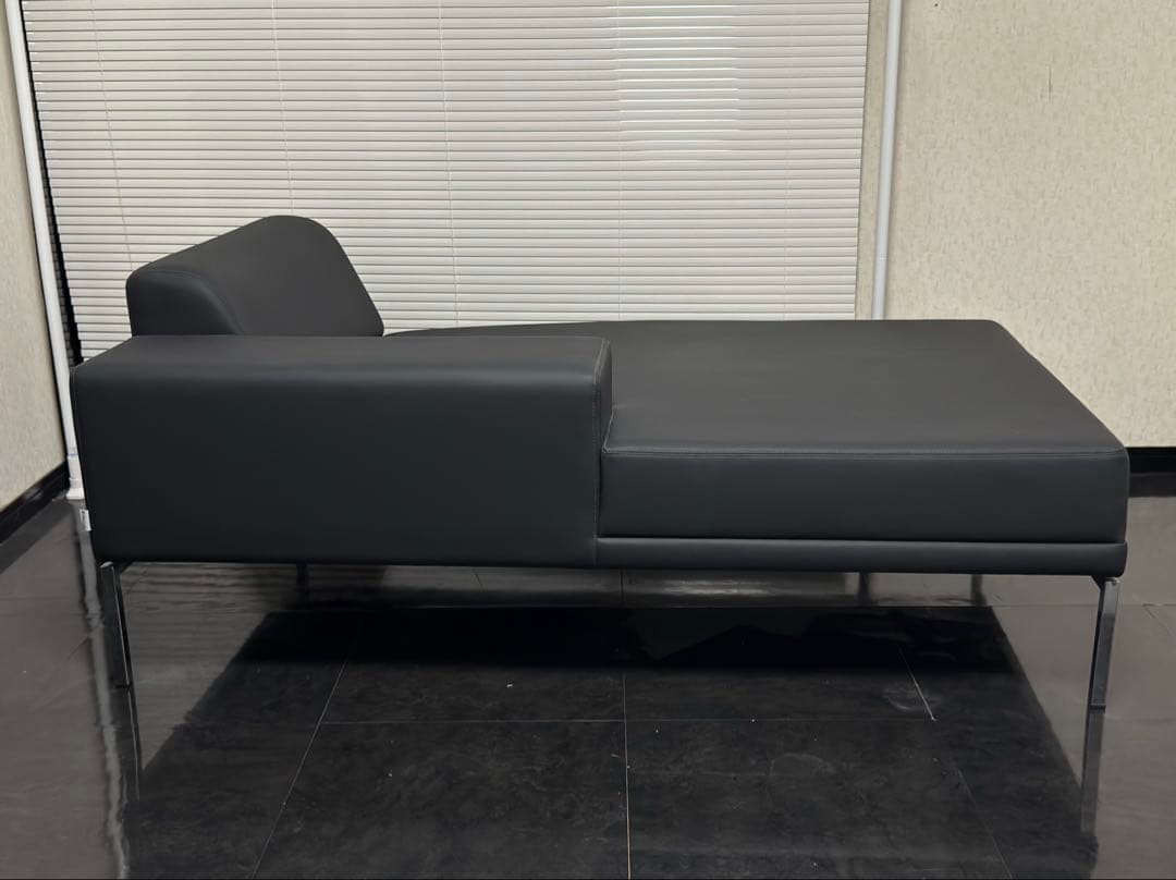 【期間限定値下げ中】E&Y ホックニー ソファ【値引き歓迎】