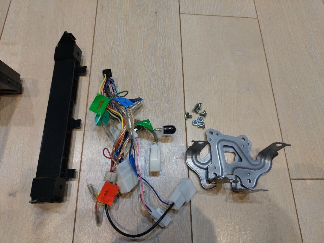 【美品】カーナビ　KENWOOD MDV-M906HDL　9インチナビ