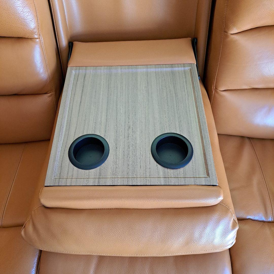 ゆりりん　ニトリ　電動リクライニングソファー3人用テーブル付き