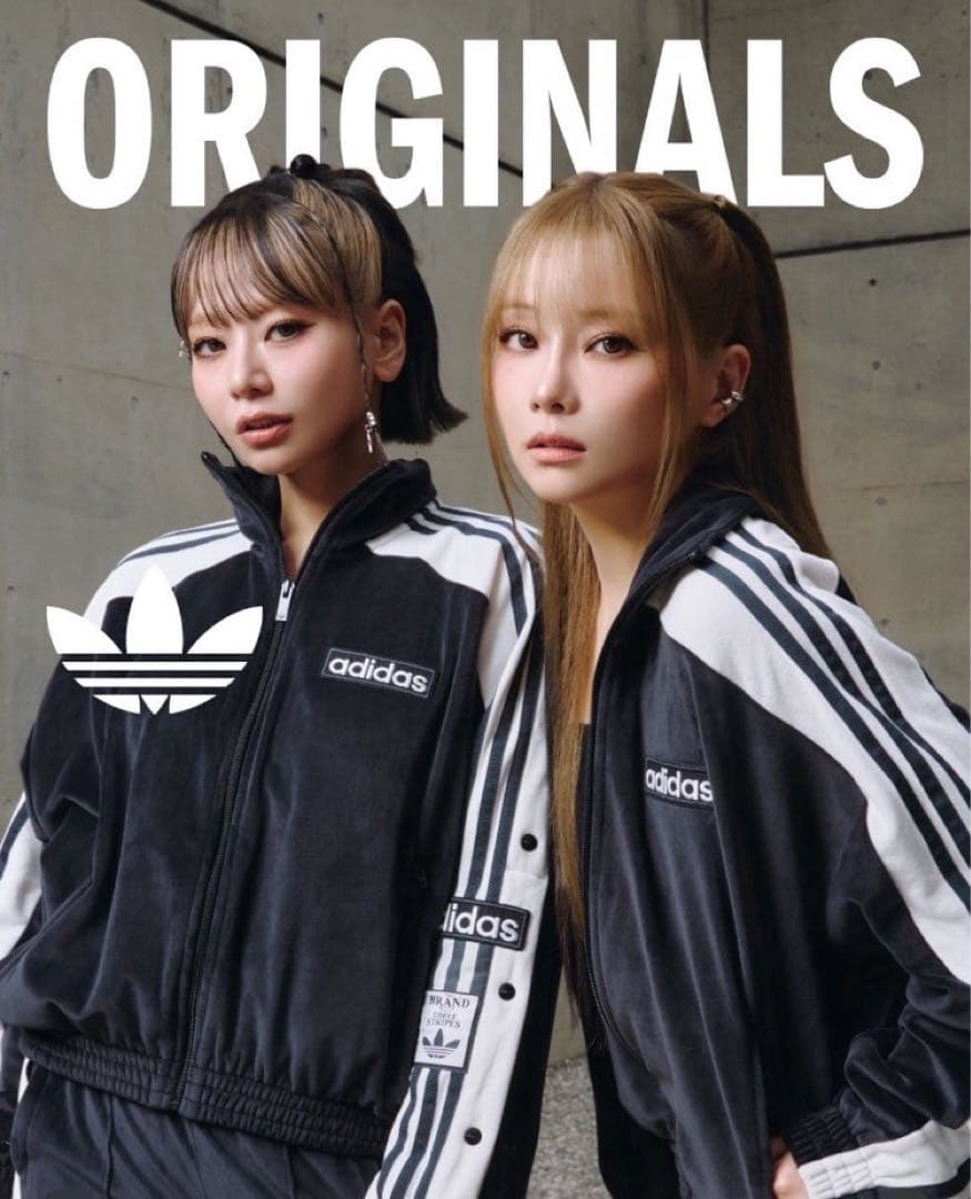 adidas ADIBREAK velour TT black M 上のみ