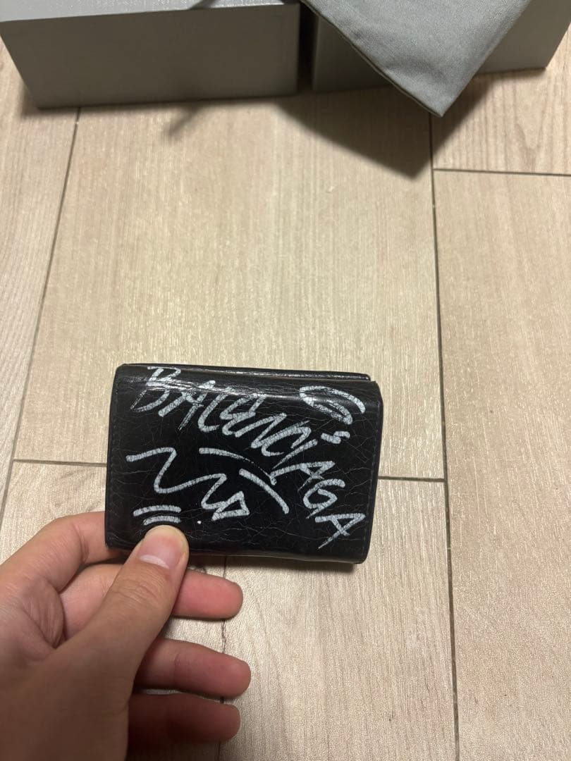 【製造番号あり】BALENCIAGA バレンシアガ 3つ折り財布