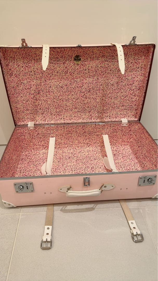 【希少】グローブトロッター　リバティ限定ピンク　30インチ