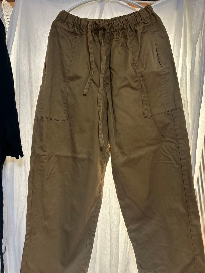 homspun 高密度ウエポンギャザーパンツ colorキャメル