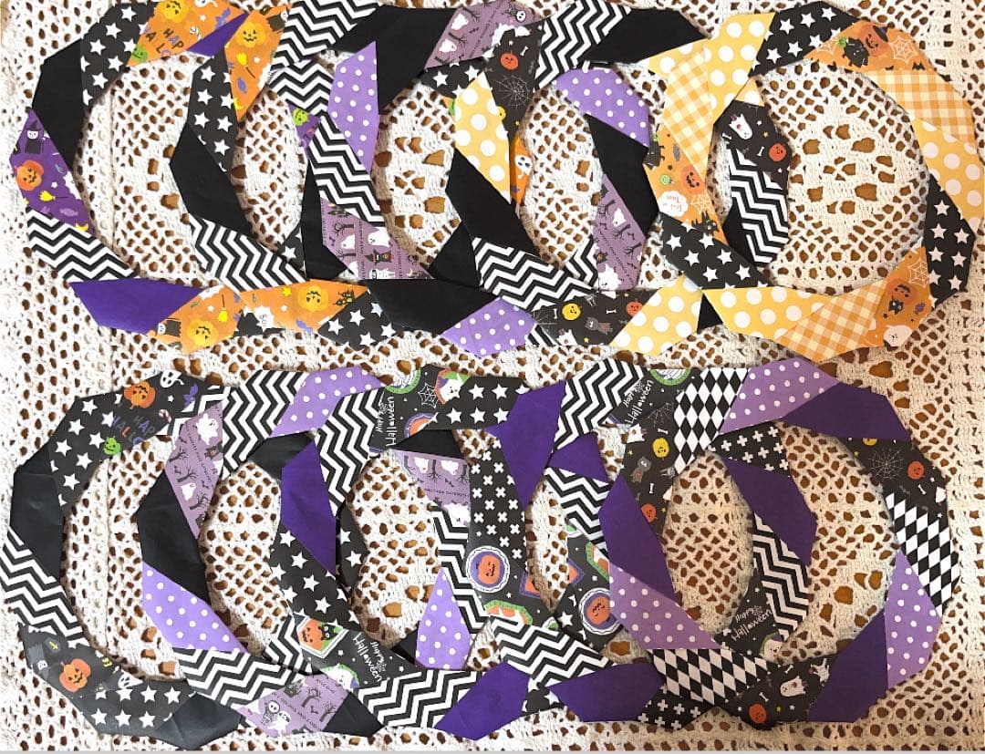 チョコ☆さん専用です·͜· ꕤ︎︎折り紙ハロウィン★カラフルリース