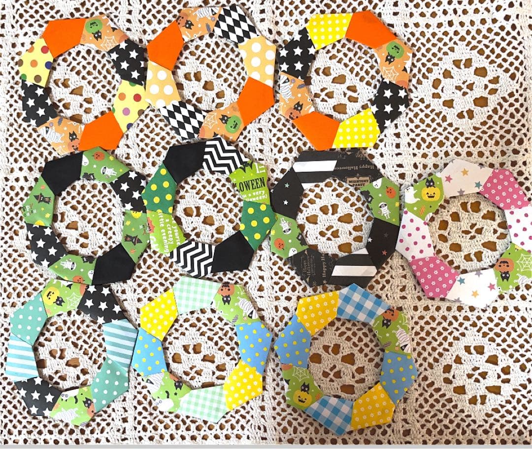 チョコ☆さん専用です·͜· ꕤ︎︎折り紙ハロウィン★カラフルリース