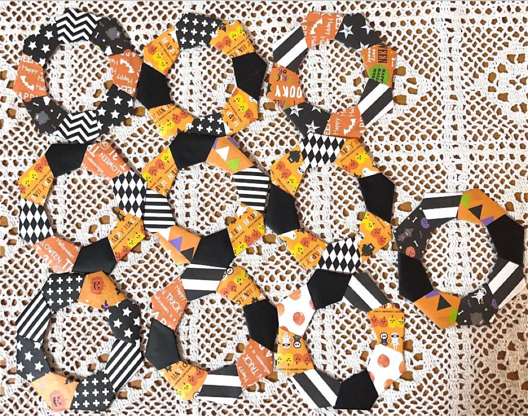 チョコ☆さん専用です·͜· ꕤ︎︎折り紙ハロウィン★カラフルリース