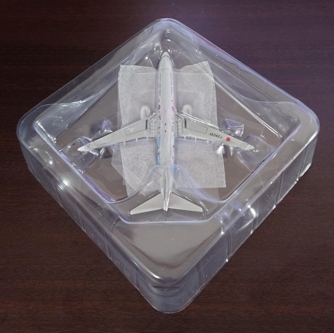 Phoenix JAL B737-800ガンダム Expo 2025 1:400