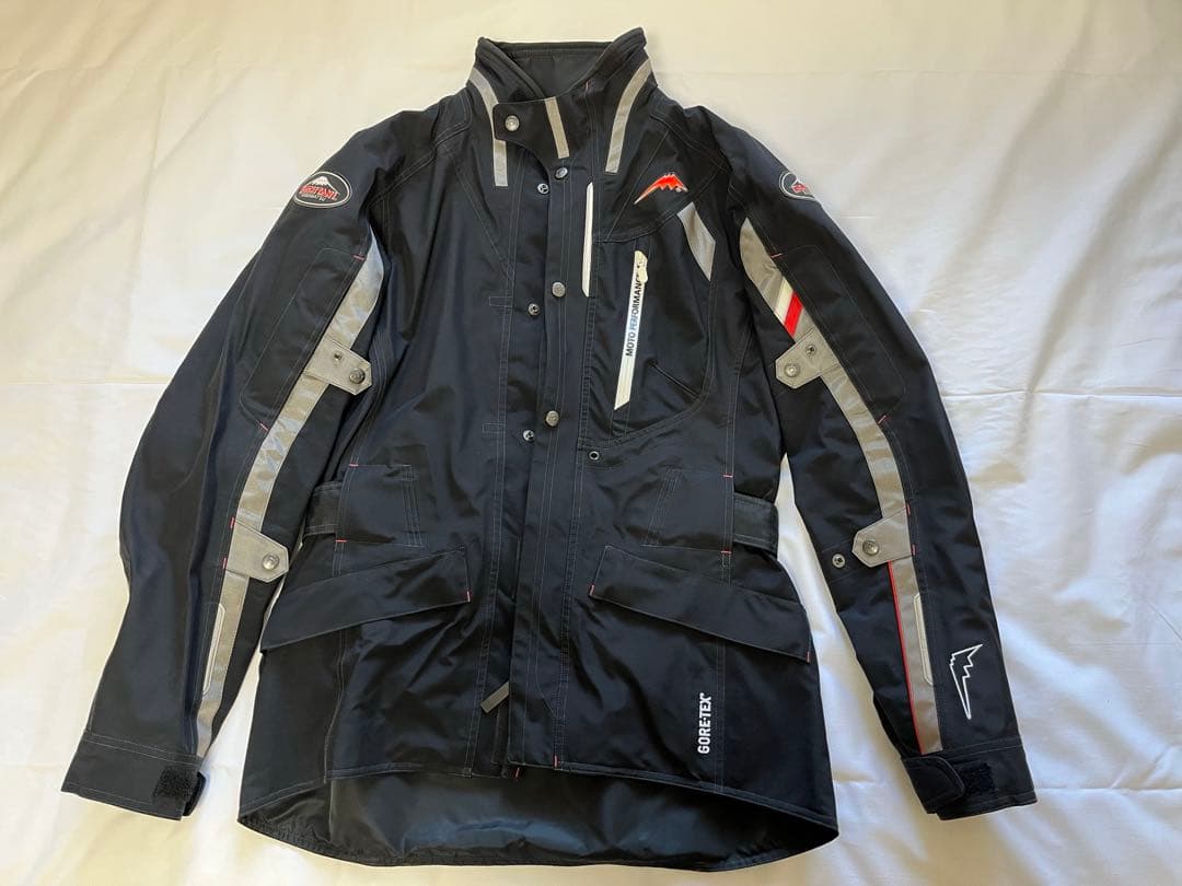 クシタニ　ゴアテックスオールウェザージャケット Ｌサイズ　インナーダウン付き