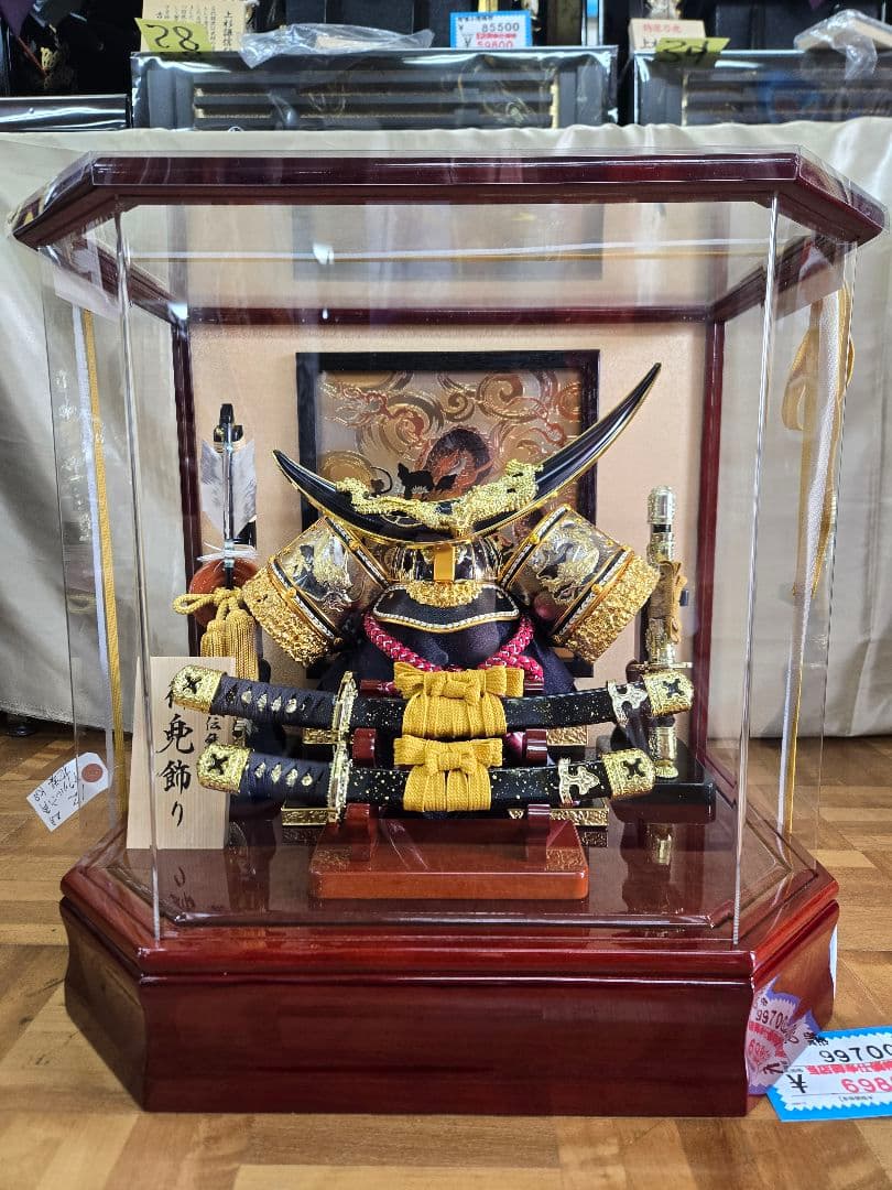 【展示品限り】五月人形　兜　伊達政宗　ケース飾り　※閉店セール　K7