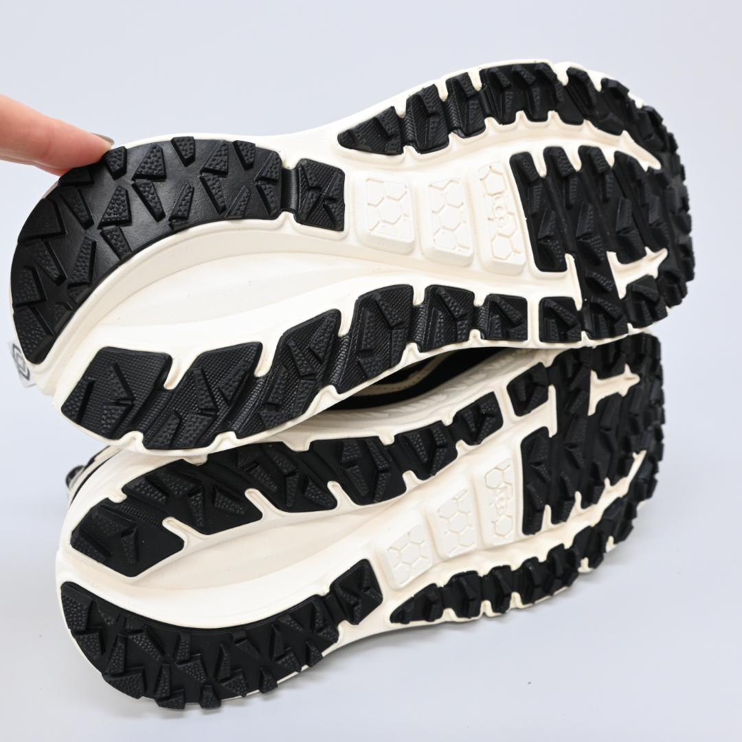 48238★年 UGG アグ ×ATMOS ダルメシアンハラコ スニーカー*