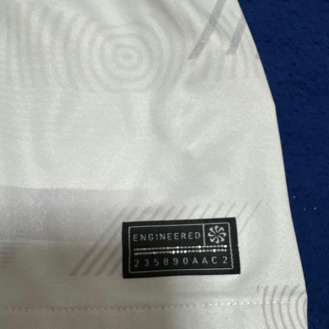 トッテナム　ホームユニフォーム