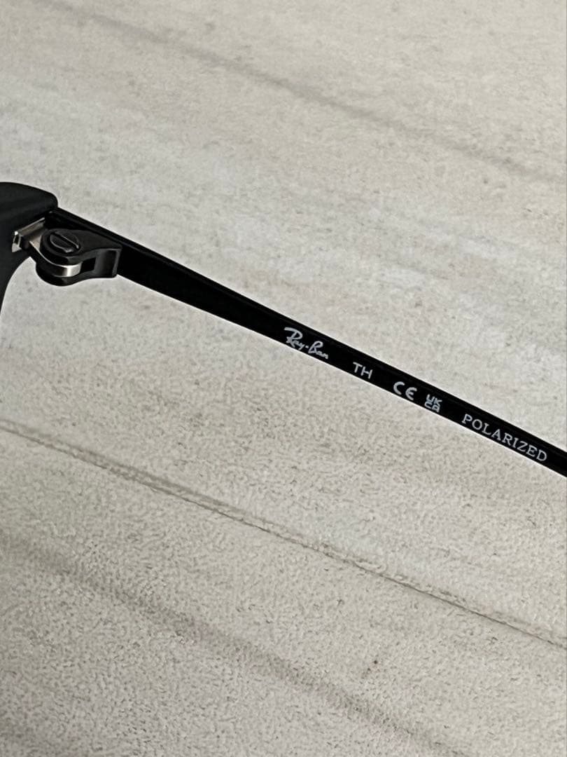 【とも 】Rayban レイバン サングラス ERIKA RB4171F