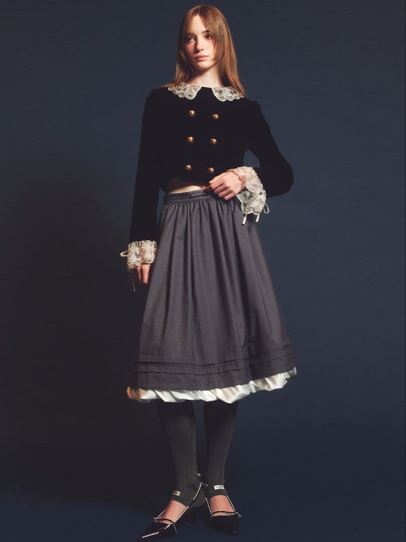 LILY BROWN（リリー ブラウン）スカラップビジューアタッチドジャケット