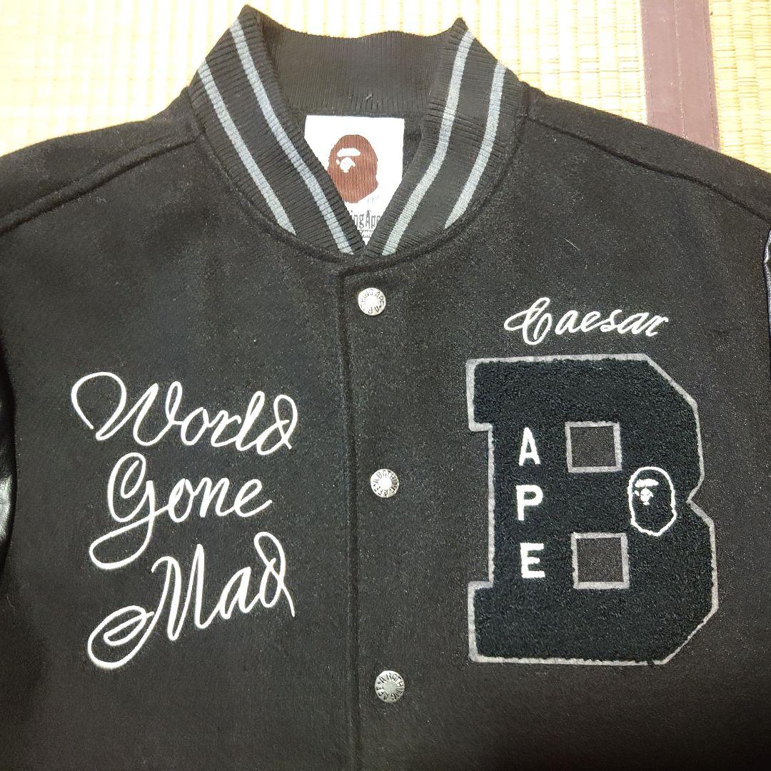 アベイシングエイプ　スタジャン　Mサイズ