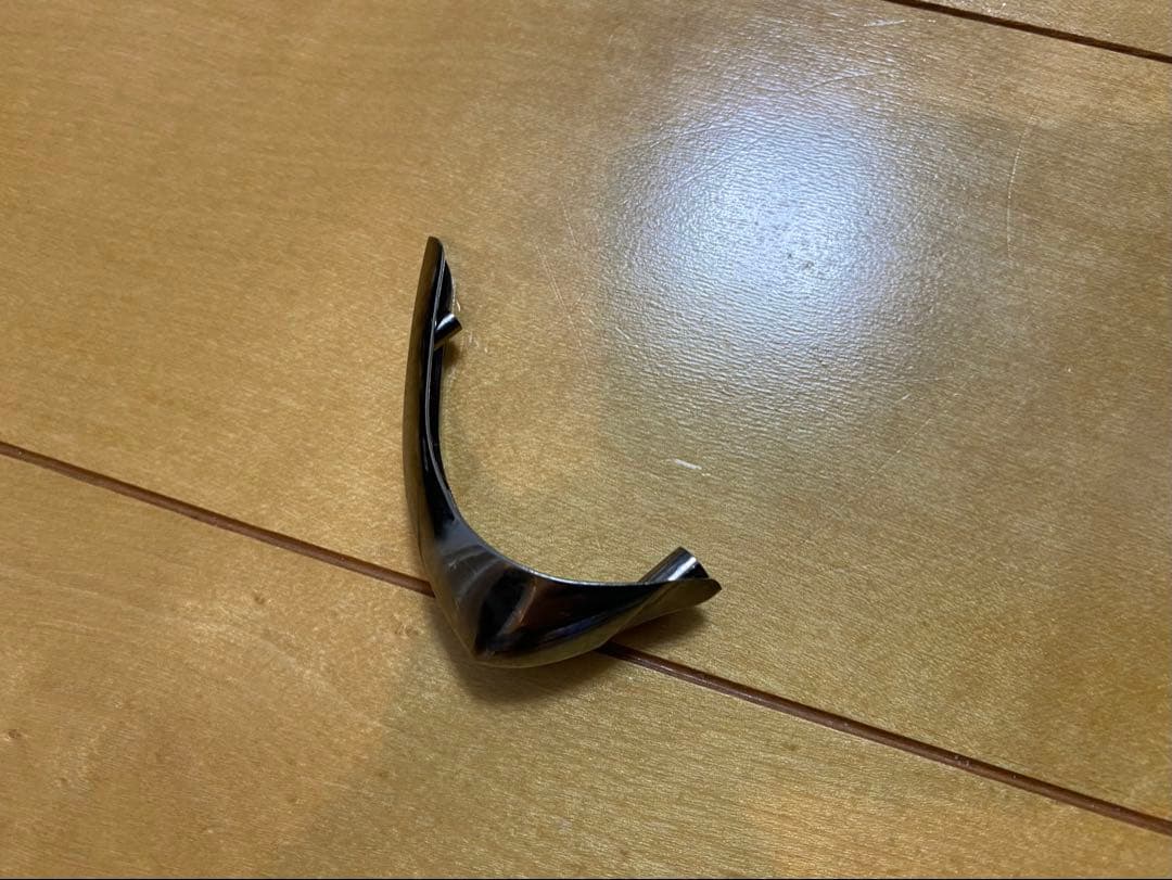 22イグジスト LT 2500S-XH ボディパーツ