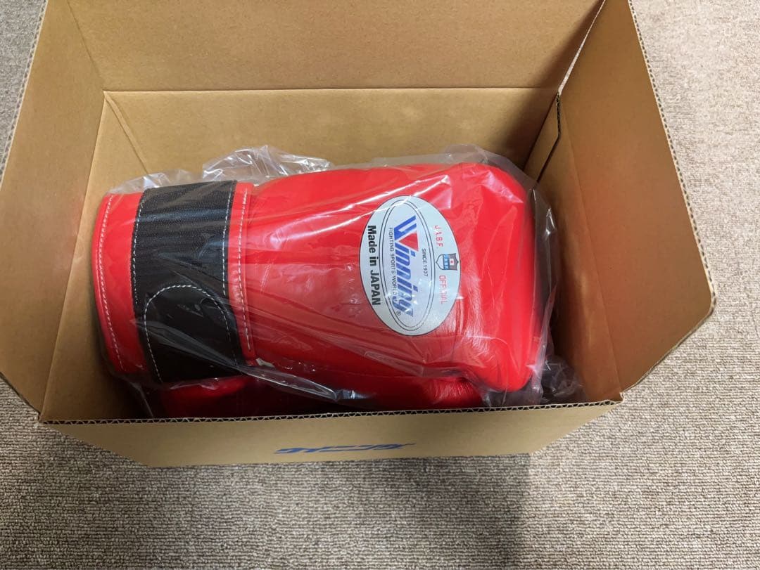 ウイニング　ボクシング　グローブ　10オンス　赤