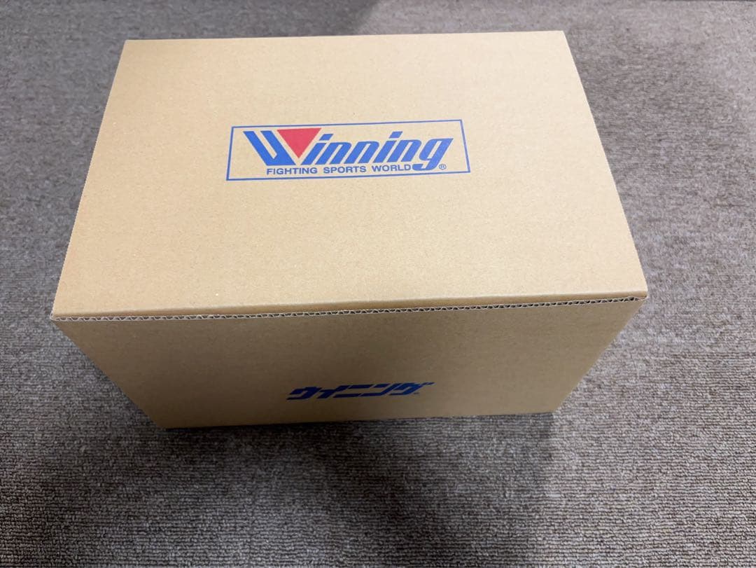 ウイニング　ボクシング　グローブ　10オンス　赤