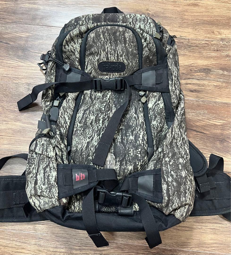 本日特価　bakoda リュック バックパック スノーボード　迷彩　アウトドア