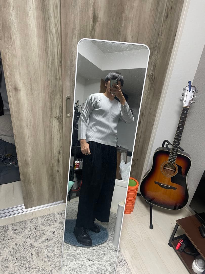 オムプリッセイッセイミヤケ　プリーツカットソー　ライトグレー　サイズ2