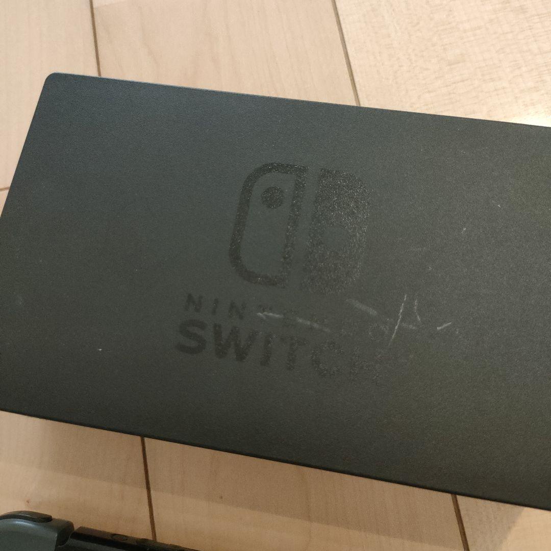 任天堂スイッチ　Switch　グレー　本体　コントローラー