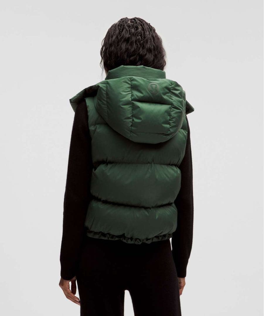 ルルレモン Wunder Puff Cropped ベスト サイズ4 グリーン