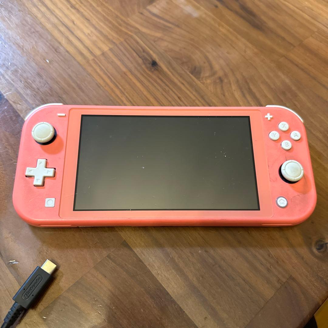 Nintendo Switch Lite ピンク本体 充電器付き