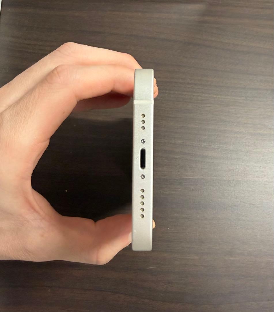 iPhone13 スターライト 箱・充電器等付属