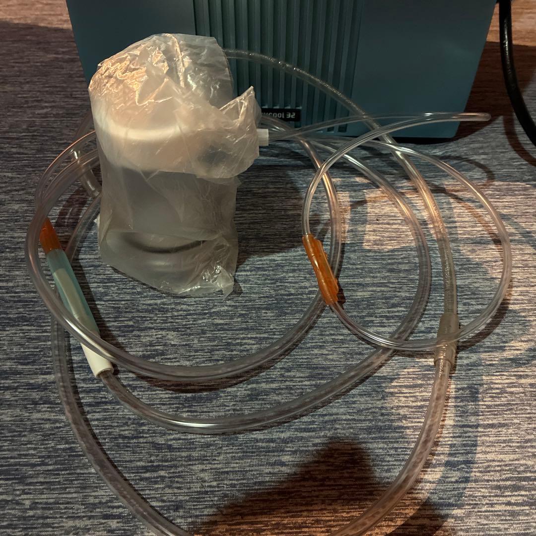 小型酸素濃縮器　オキシクール32