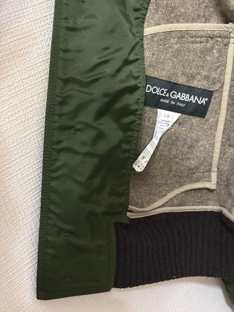 値下げしました。 DOLCE & GABBANA MA-1ジャケット サイズ48