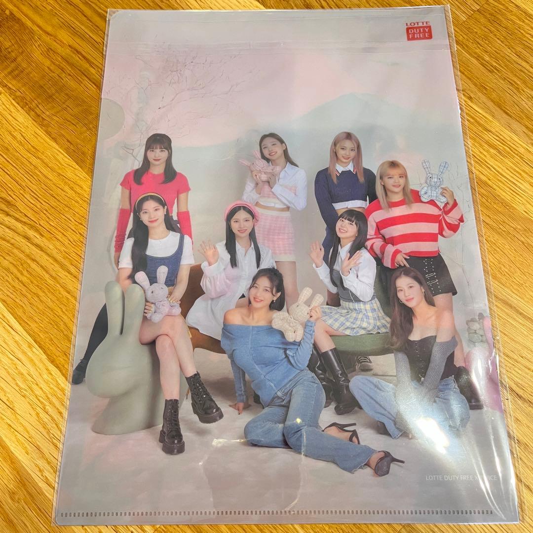 TWICE ロッテ免税店 銀座店限定 トレカ クリアファイル