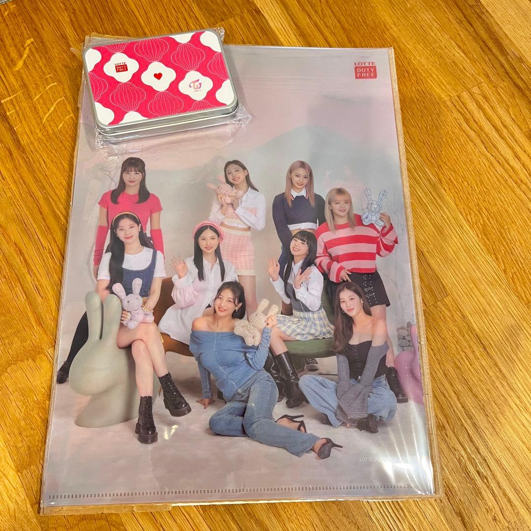 TWICE ロッテ免税店 銀座店限定 トレカ クリアファイル