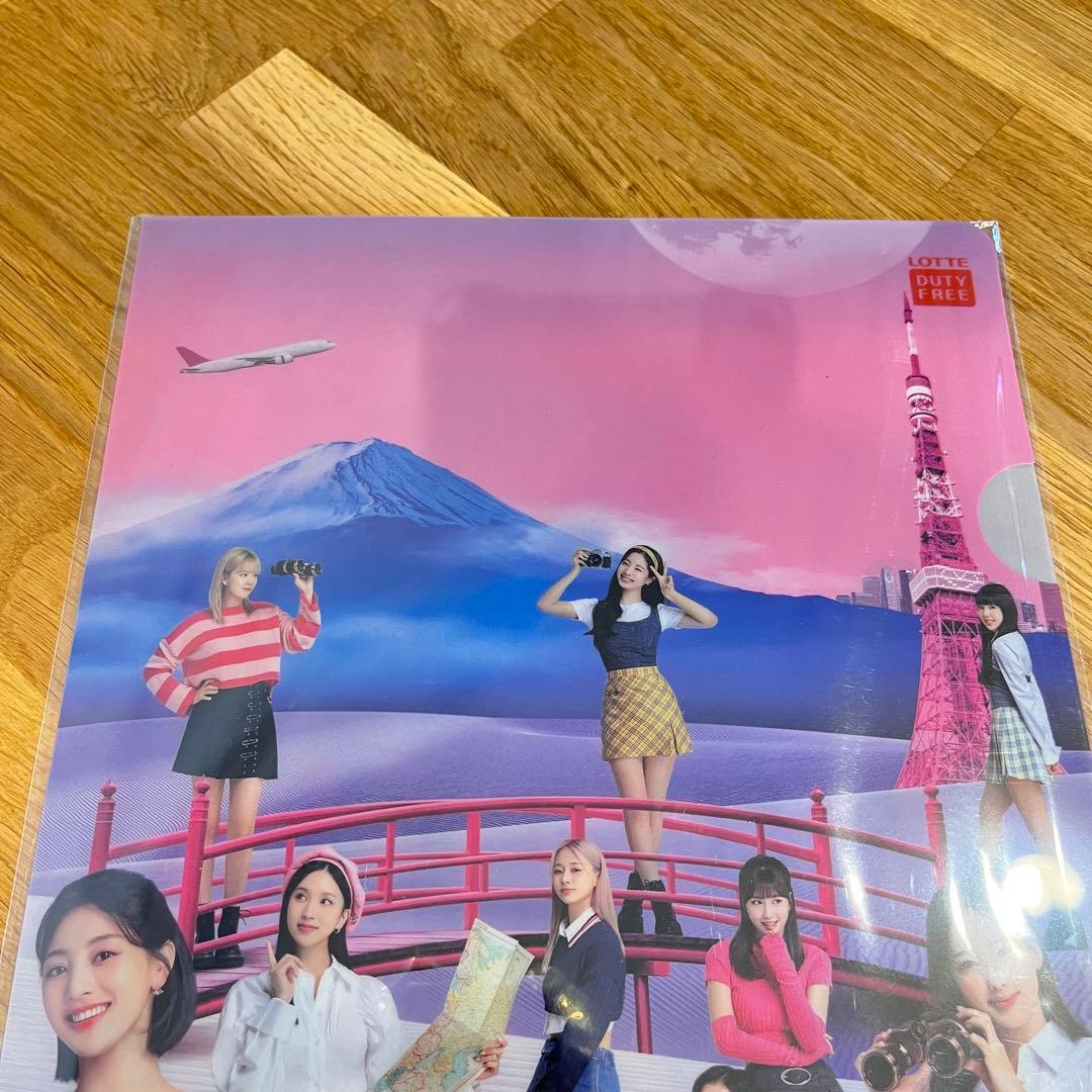 TWICE ロッテ免税店 銀座店限定 トレカ クリアファイル