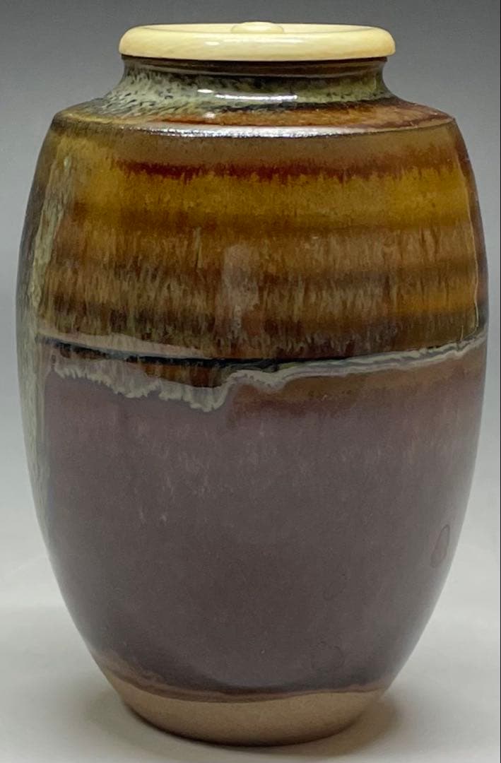 高取喜恵　肩衝茶入　高取焼　四方桟共箱　栞　yy14