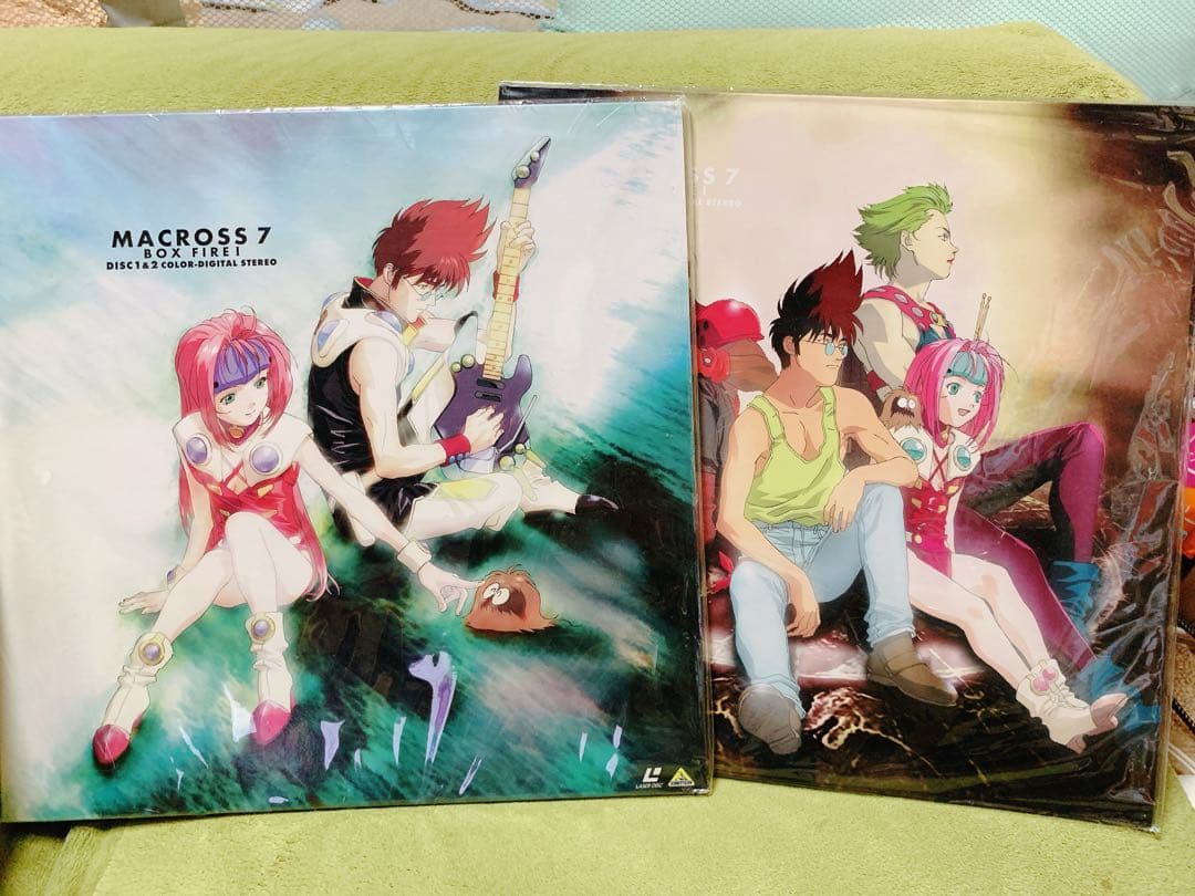 期間限定生産マクロス7 BOX FIRE 1 ＆ 2 LD-BOX