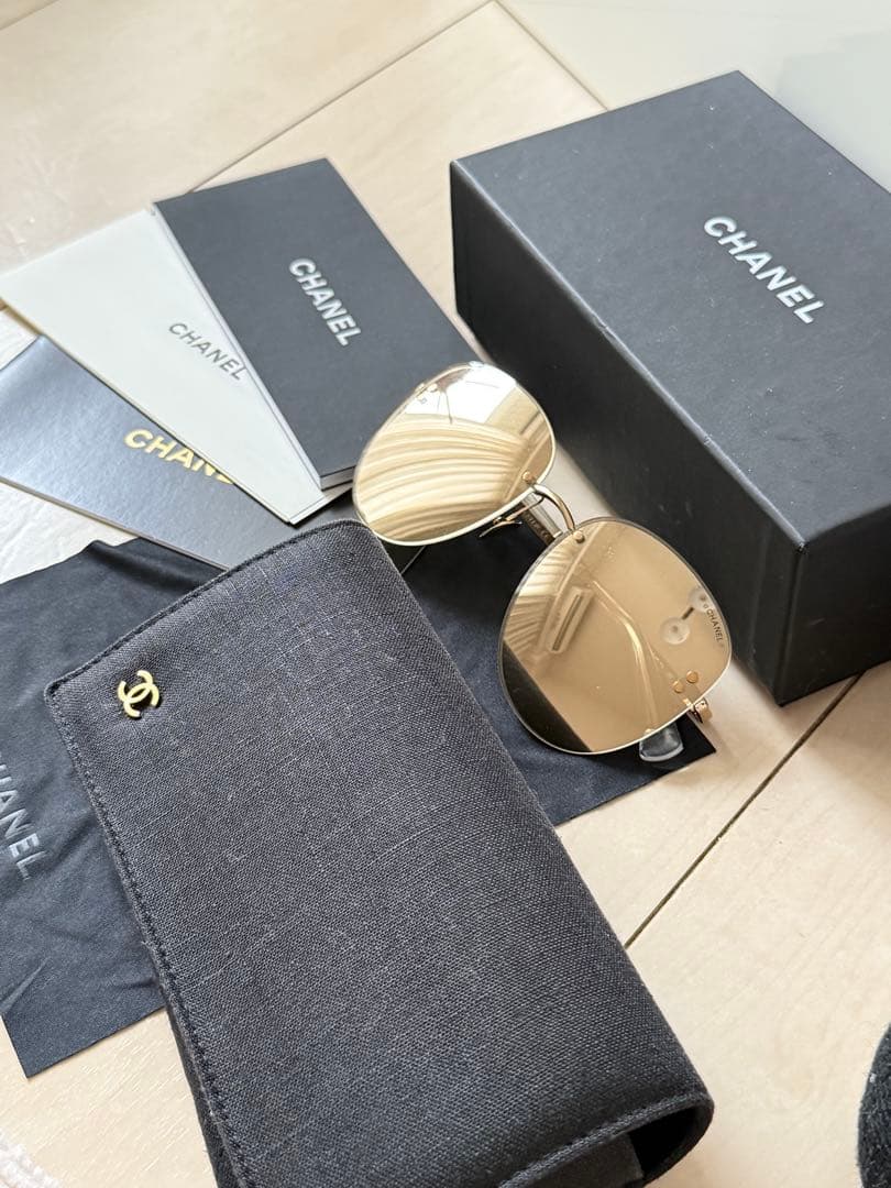 CHANEL ミラーゴールド サングラス　メンズ