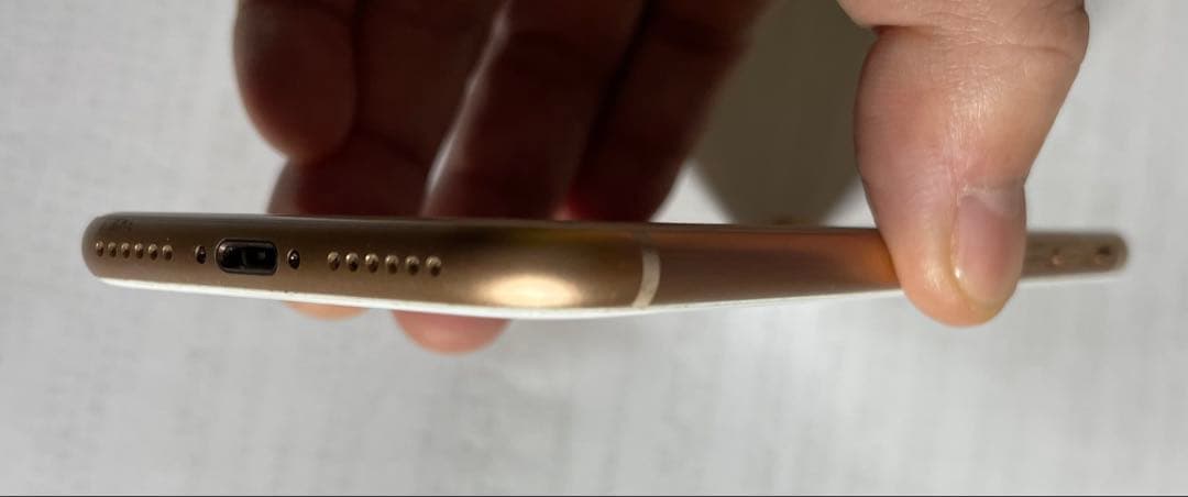 ピ*ん様 iPhone8 本体ゴールドピンク 美品