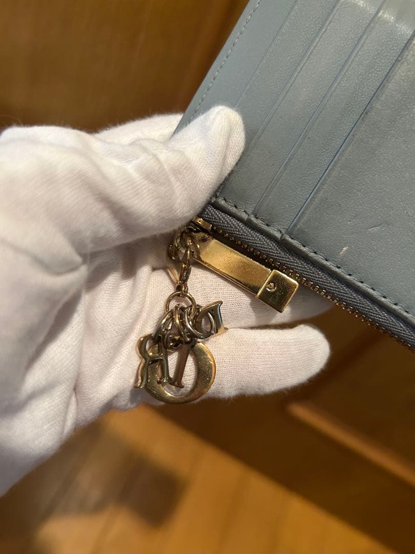 ライトブルー キルティング ケース ディオール　Dior レディ