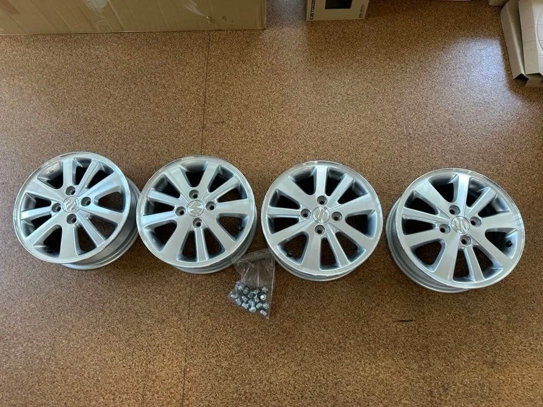 エブリィワゴンDA17w 純正14インチ ホイール 新車外し②