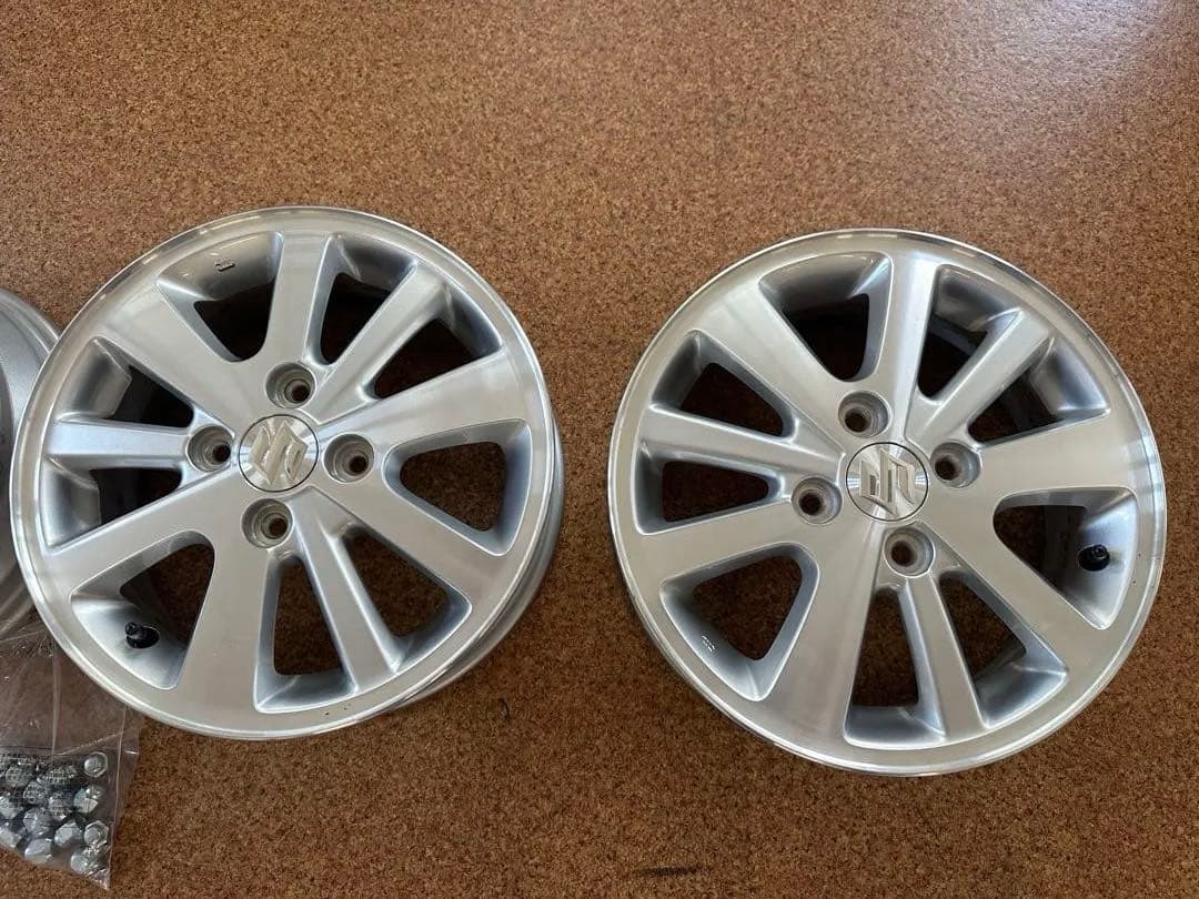 エブリィワゴンDA17w 純正14インチ ホイール 新車外し②