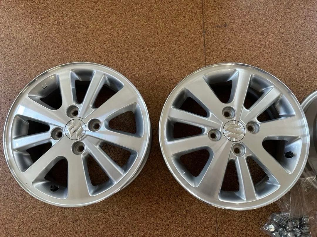 エブリィワゴンDA17w 純正14インチ ホイール 新車外し②