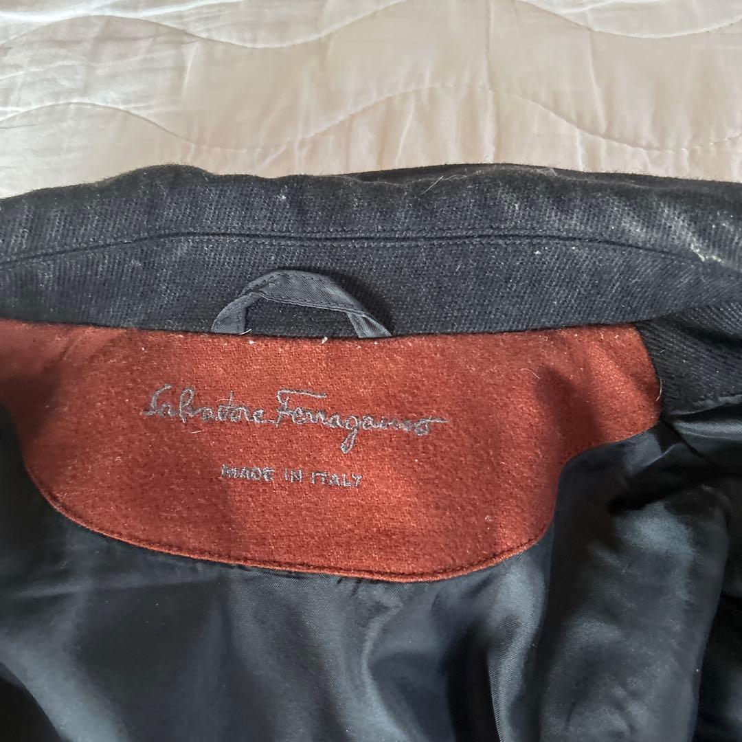 パピSalvatoreFerragamo ピーコート 黒. Mens M