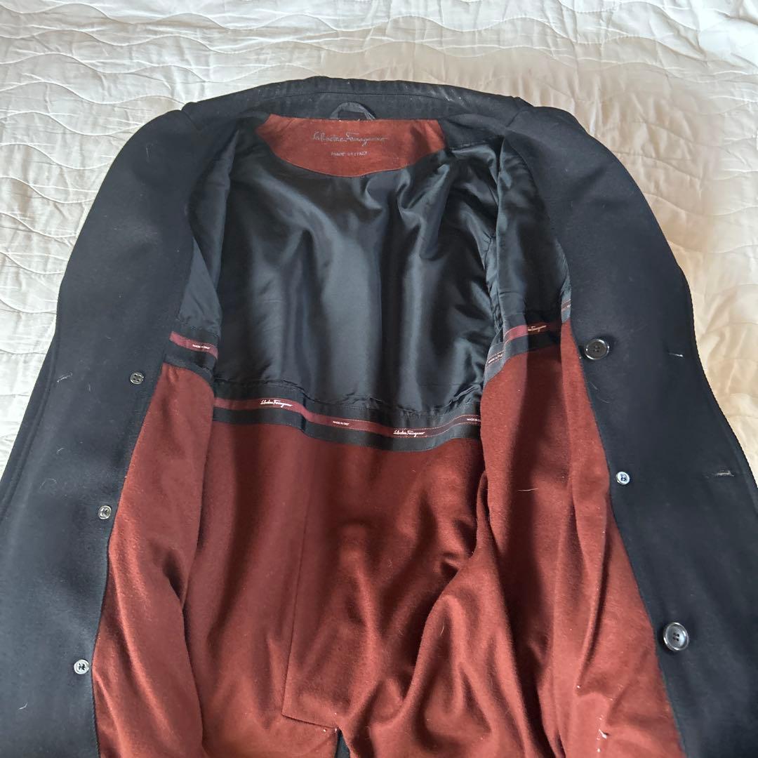 パピSalvatoreFerragamo ピーコート 黒. Mens M