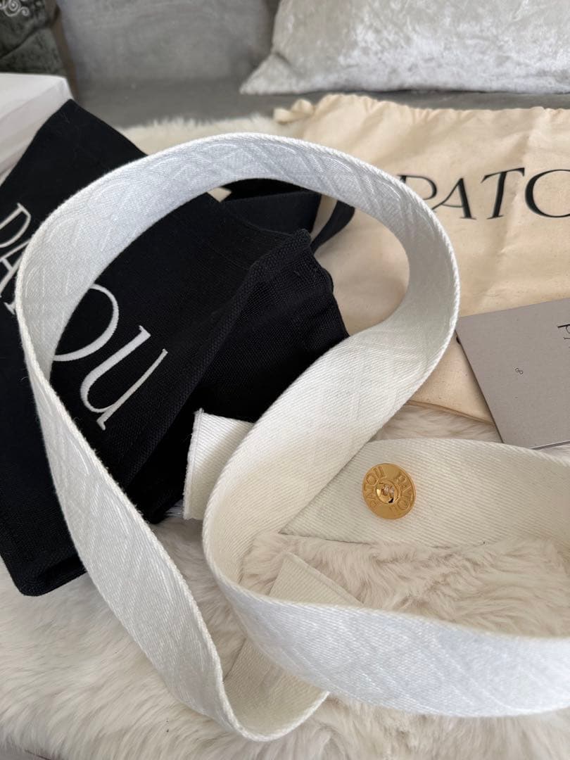 パトゥ キャンパストートバッグ スモール