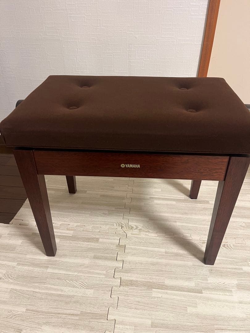 ピアノ 椅子