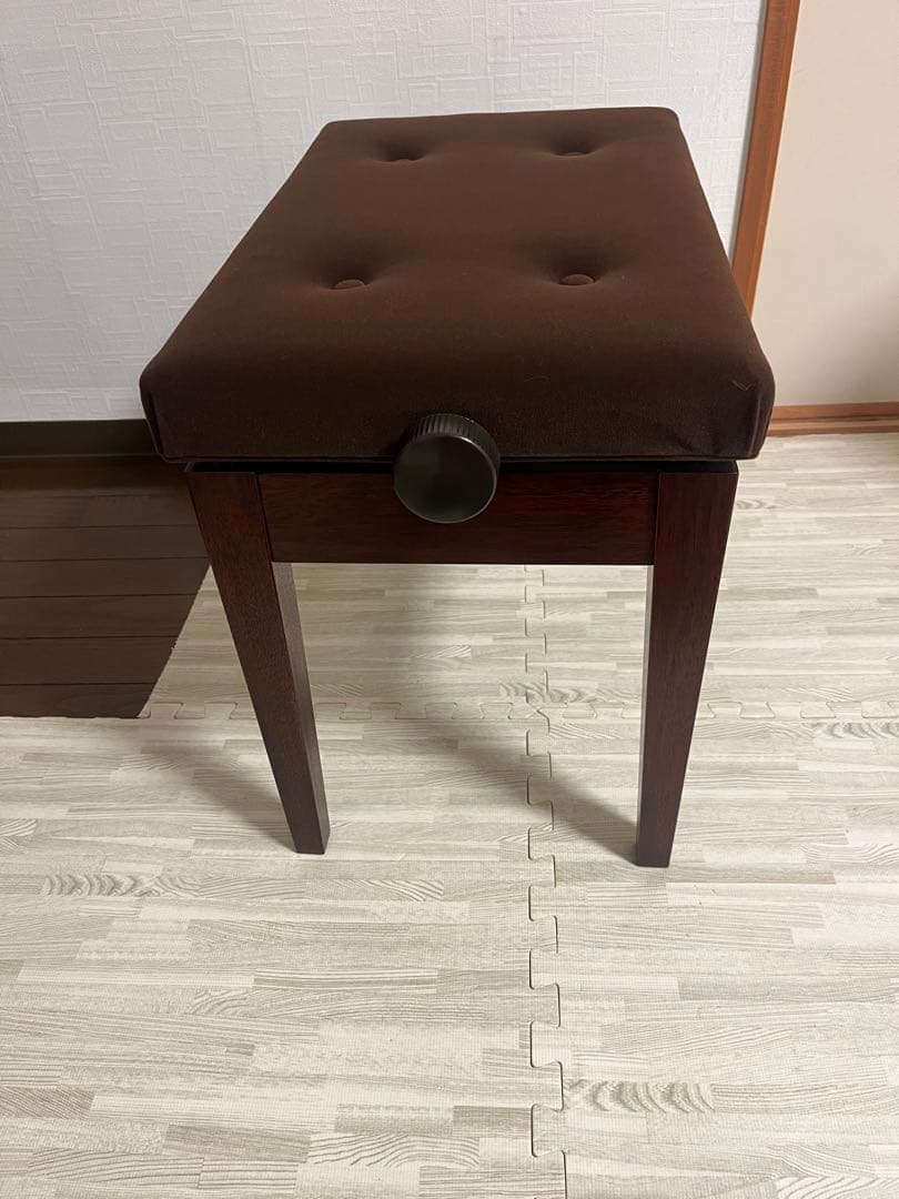 ピアノ 椅子