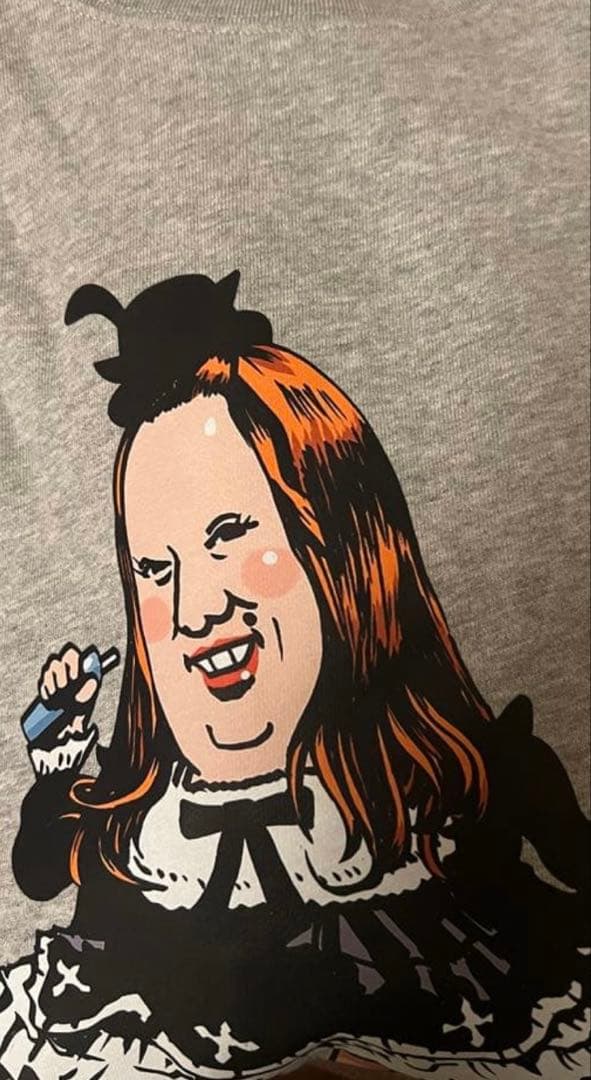 藤沢なな　もんじょり　グレー　トレーナー XXL ステッカー付き